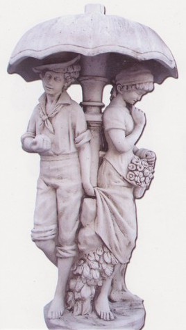 Couple sous parapluie