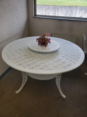 Table brésilienne ovale de 1,50m avec plateau tournant